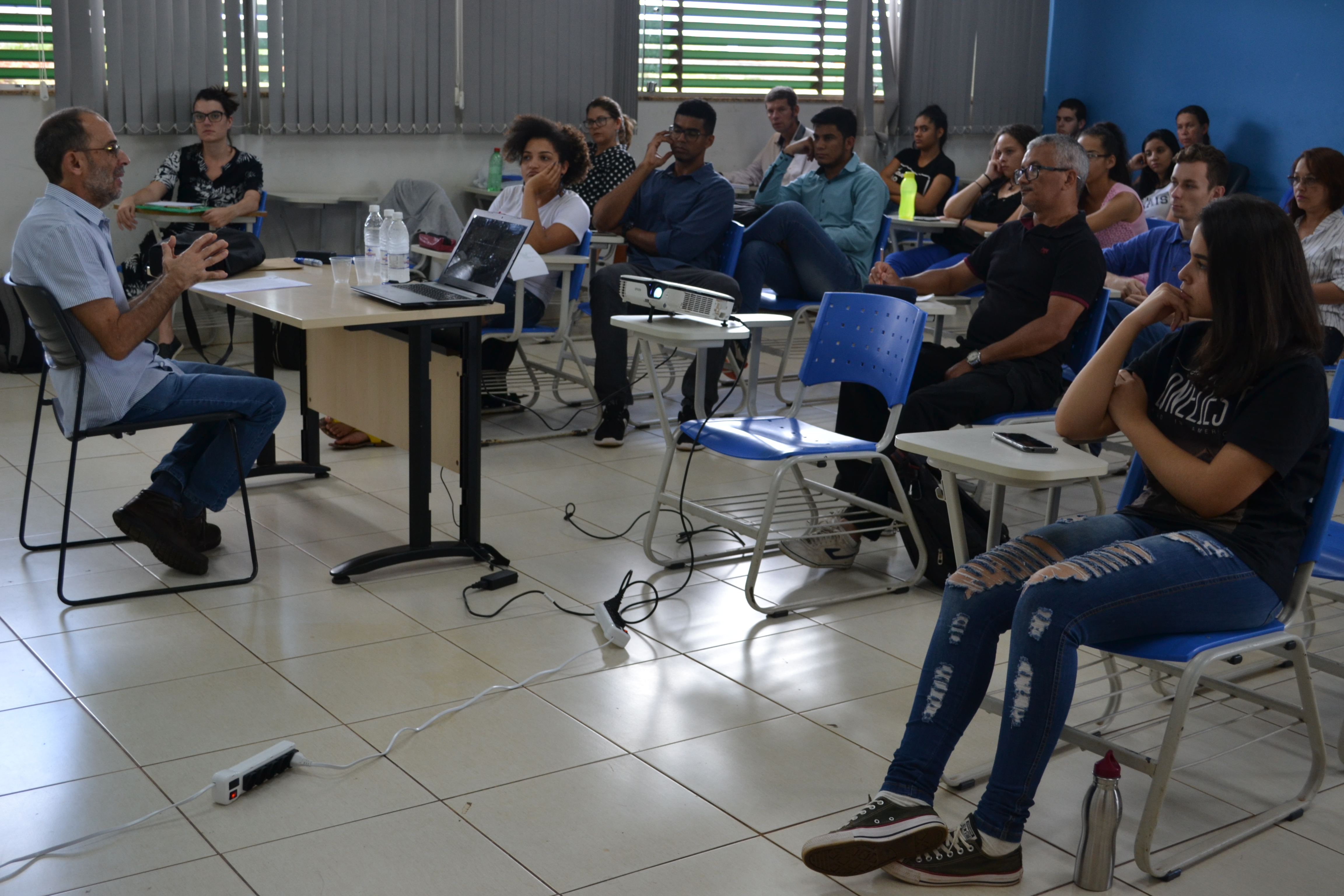 Palestra "Gênero e raça no trabalho em tecnologia da informação", ministrada por Jordão Horta Nunes