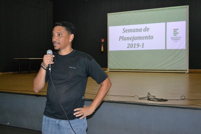 Prof. Jucélio apontou algumas atividades importantes de 2019, como recredenciamento da Instituição e o reconhecimento do curso de Engenharia de Controle e Automação