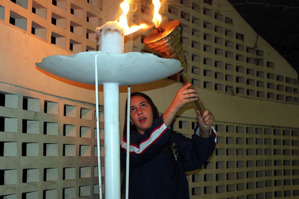 Estudantes participam de cerimônia de abertura do JIF Goiás