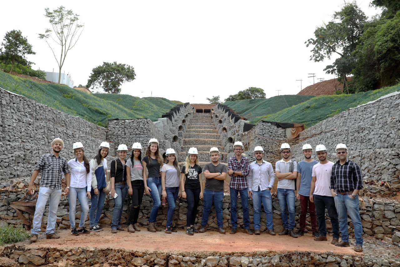 Visita técnica realizada por alunos de Engenharia Civil da Mobilidade. Foto: Renato Lopes