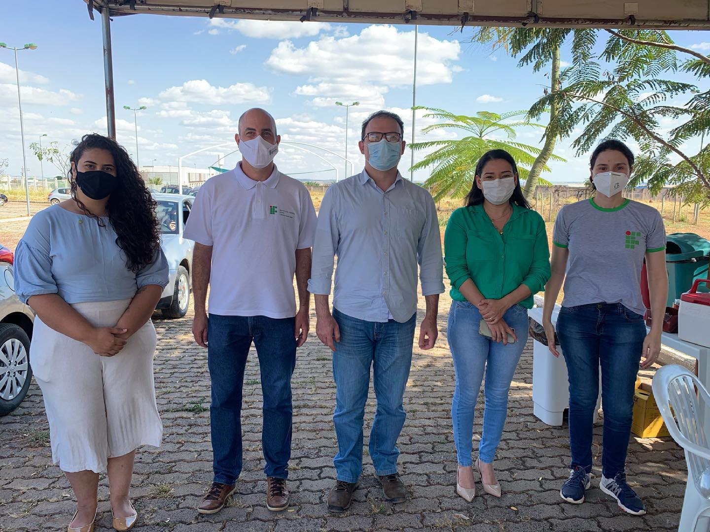 Camila Roberta (COSIE-E), Professor Tiago Araújo (Diretor do Câmpus), Dr. Rui Ferrreira (Secretário de Saúde), Kelvia Donato (Diretora de Atenção Básica) e Mariana Magalhães (Gerente de Pesquisa e Extensão)