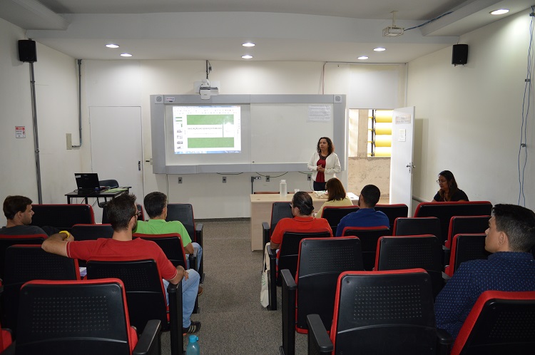 Imagem da capacitação do Programa Iniciação ao Serviço Público, no auditório Djalma Maia, no Câmpus Goiânia