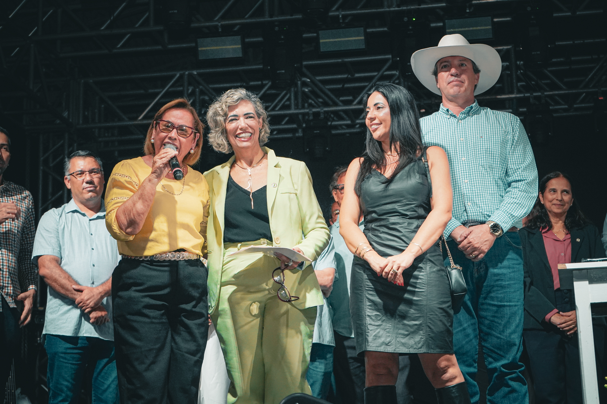 Ato de assinatura do contrato para as obras do Câmpus Quirinópolis aconteceu nas festividades dos 81 anos da cidade, em evento organizado pela Prefeitura 