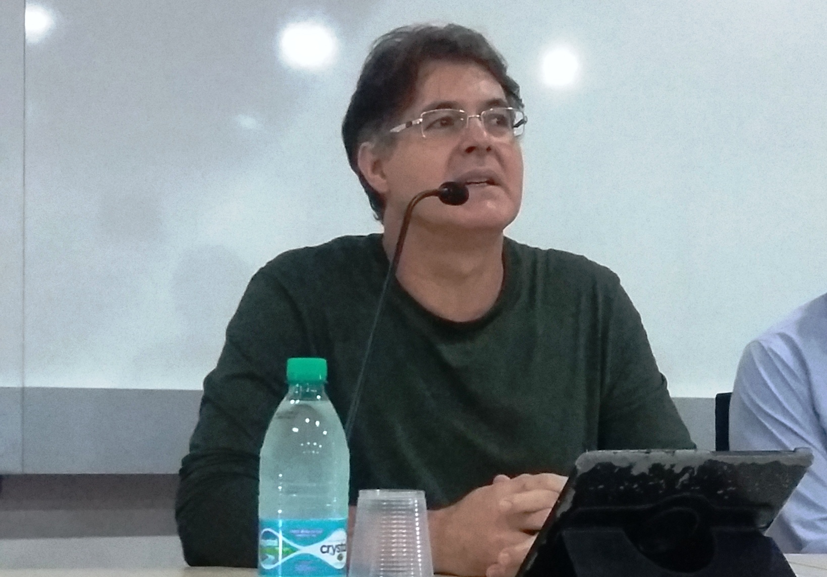 O professor Altair José dos Santos, da Faculdade de Educação da UFG, ministrou a conferência “Freud no século XXI: a impossibilidade de educar, governar e psicanalisar”