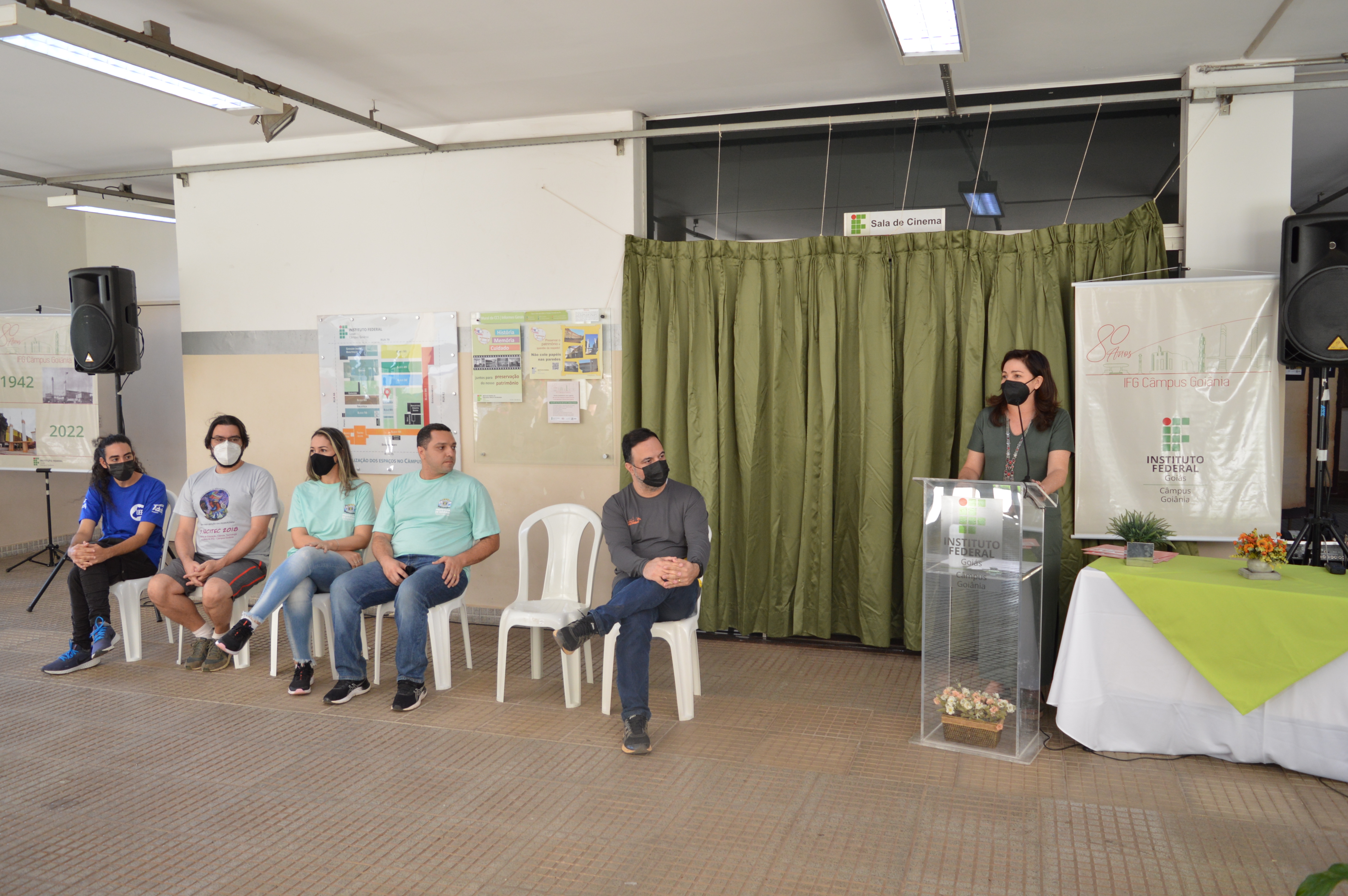 Diretora-geral do Câmpus Goiânia, professora Adriana Reis, discursou durante a solenidade de comemoração dos 80 anos do câmpus