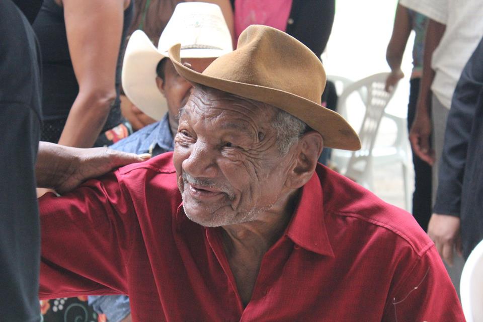 Senhor Geraldo Afonso dos Santos, do grupo do Memorial da Serra da Mesa